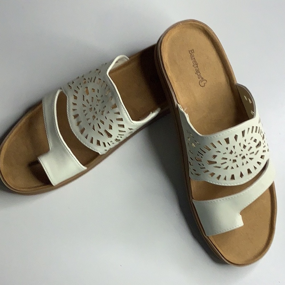 BareTraps Size 10 Flora Women’s White Cutout Sandals, New No Box - Picture 6 of 7